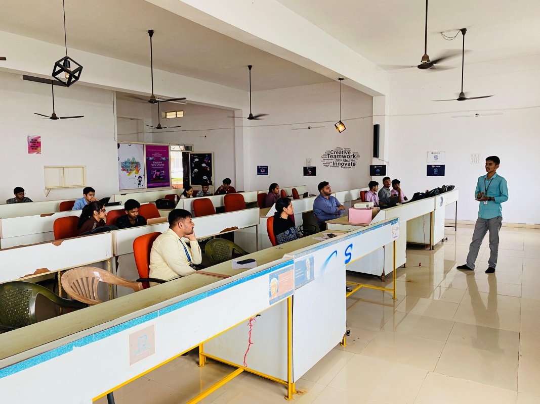 Udaan – Igniting Ideas for India’s Tomorrow.