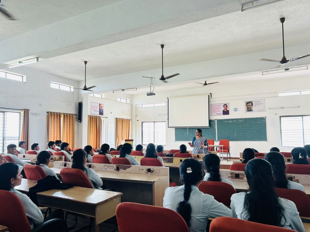 Alumni Interaction by Mrs.Akshatha Shetty - Image 3